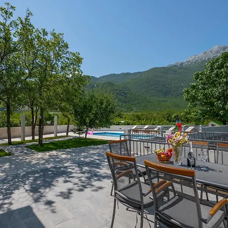 Beautiful In Holiday home