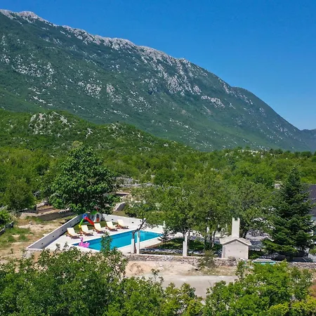 Beautiful In Holiday home