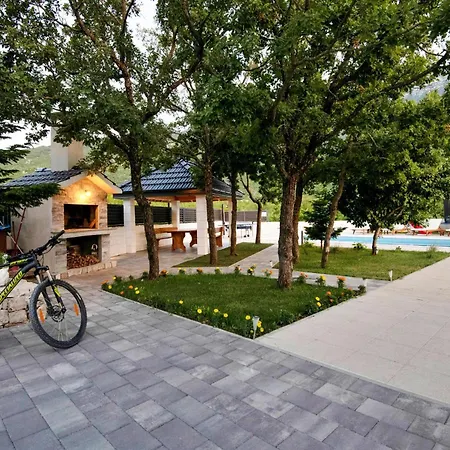 Beautiful In Holiday home Zagvozd